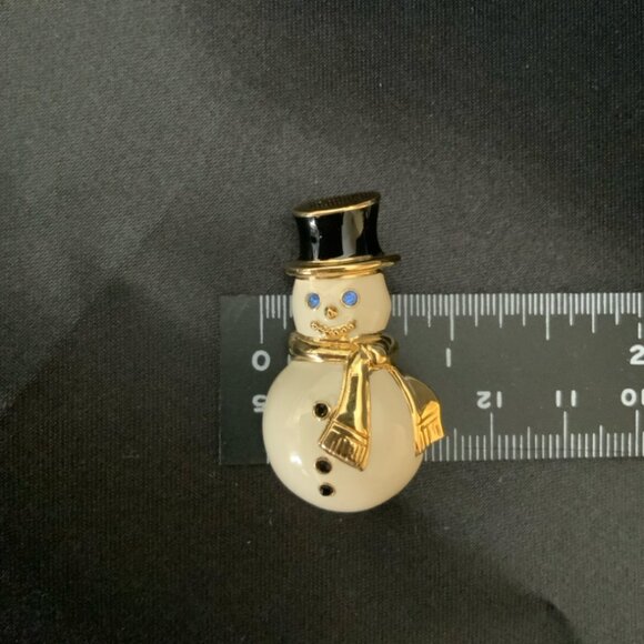 Snowman Pin Brooch Enamel Rhinestone Gold-Plated Signed Monet Holiday Jewelry - Picture 9 of 9